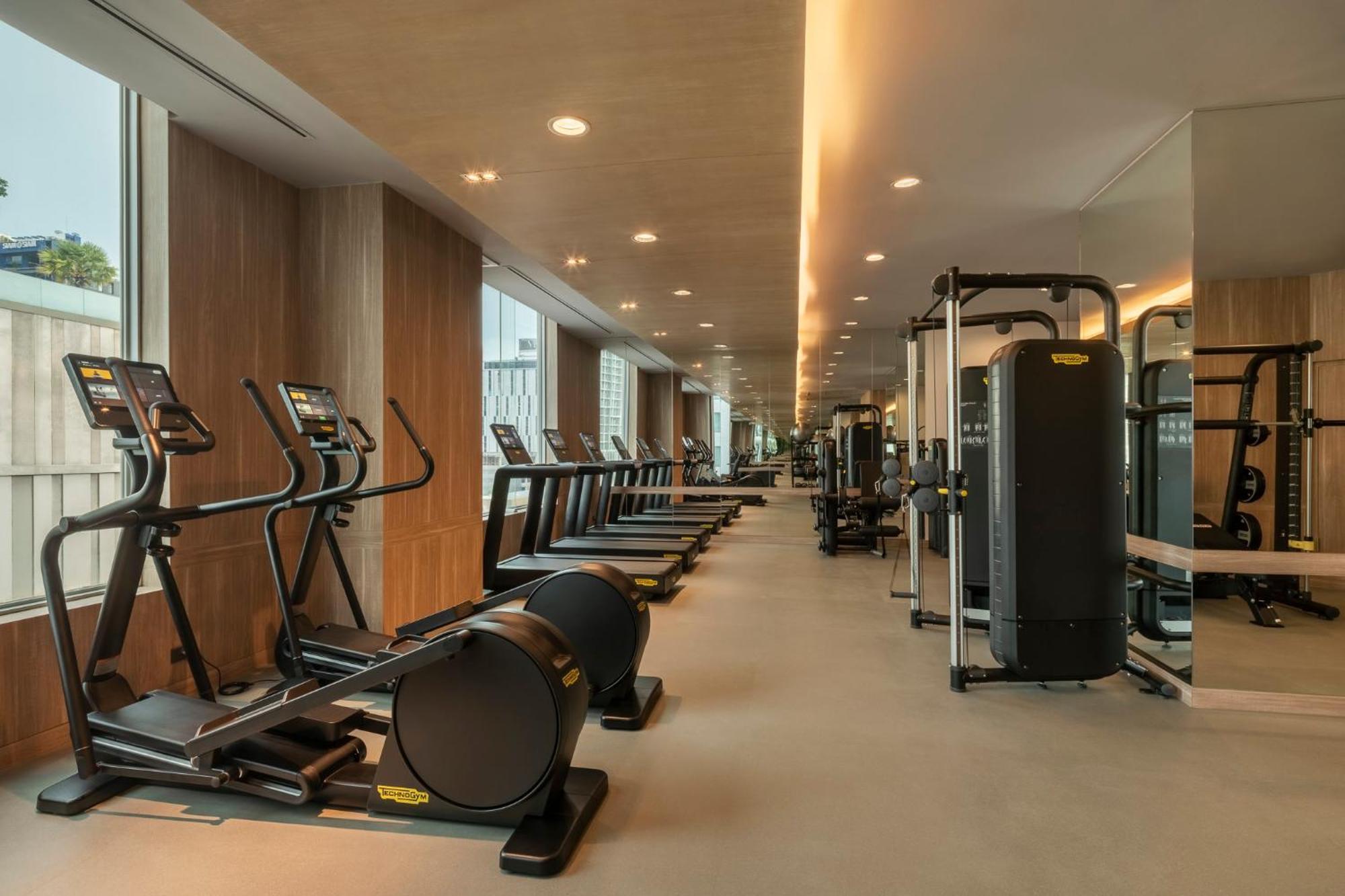 Holiday Inn Pattaya By Ihg Екстериор снимка
