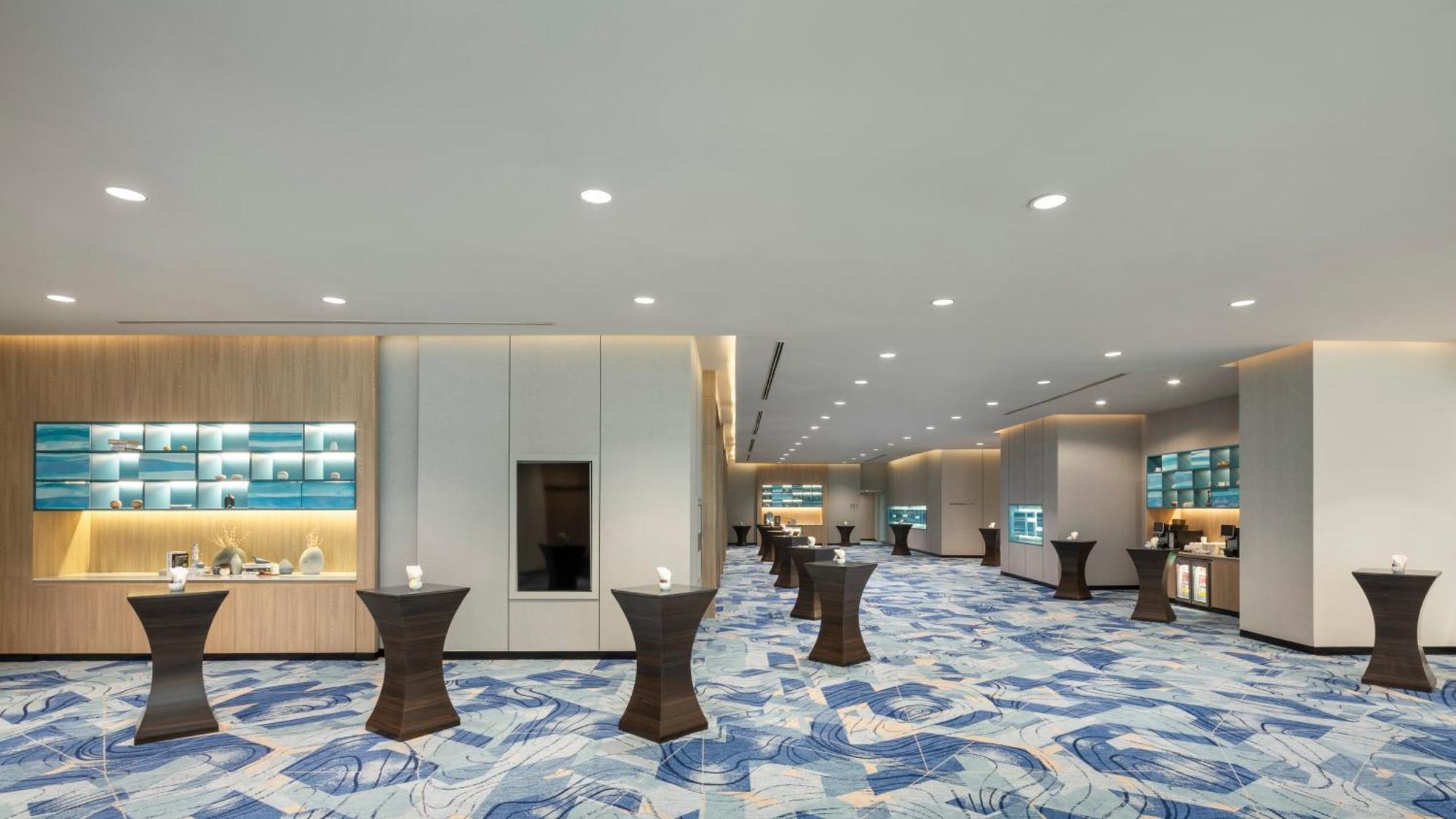 Holiday Inn Pattaya By Ihg Екстериор снимка