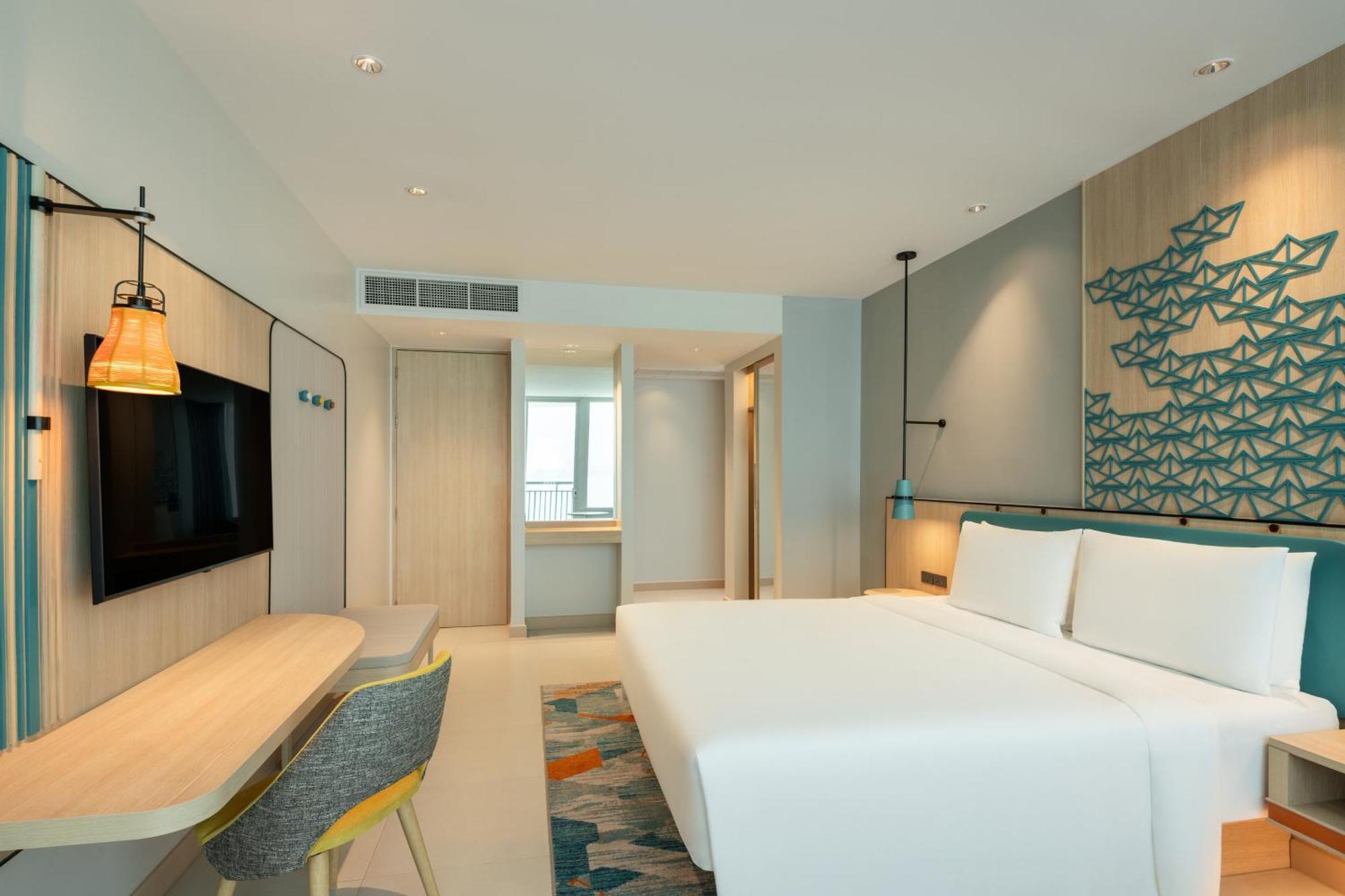Holiday Inn Pattaya By Ihg Екстериор снимка