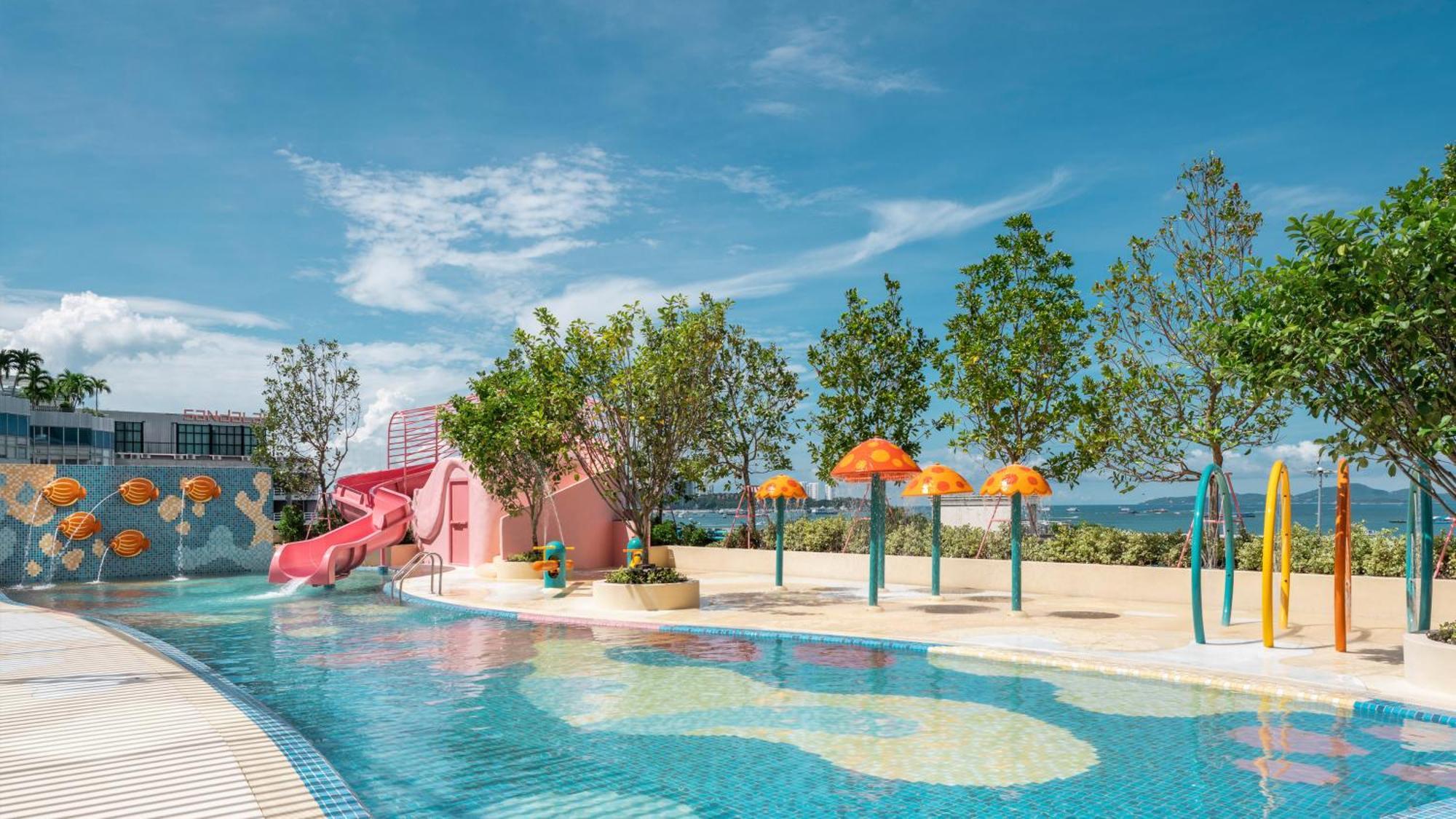 Holiday Inn Pattaya By Ihg Екстериор снимка
