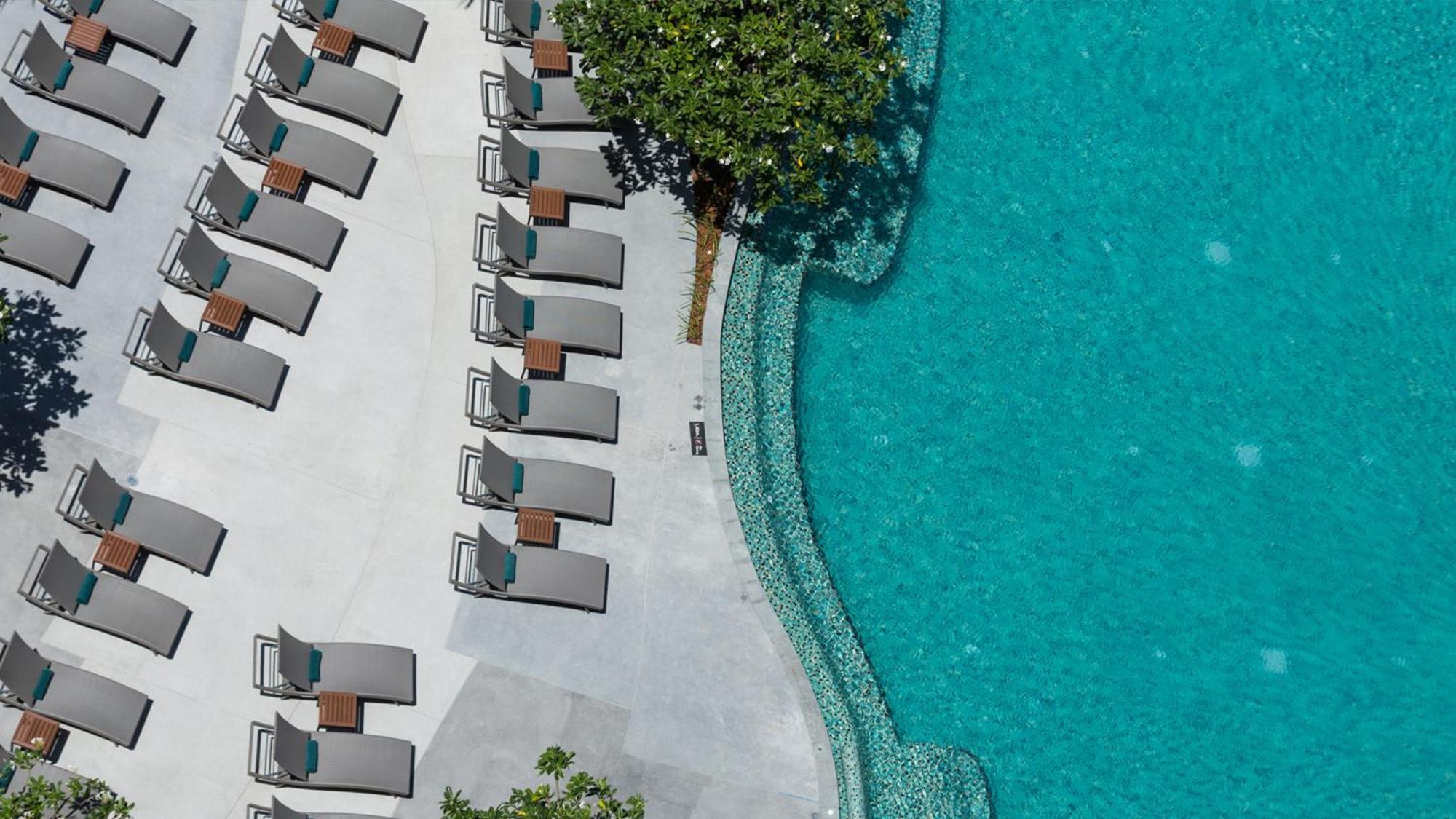 Holiday Inn Pattaya By Ihg Екстериор снимка