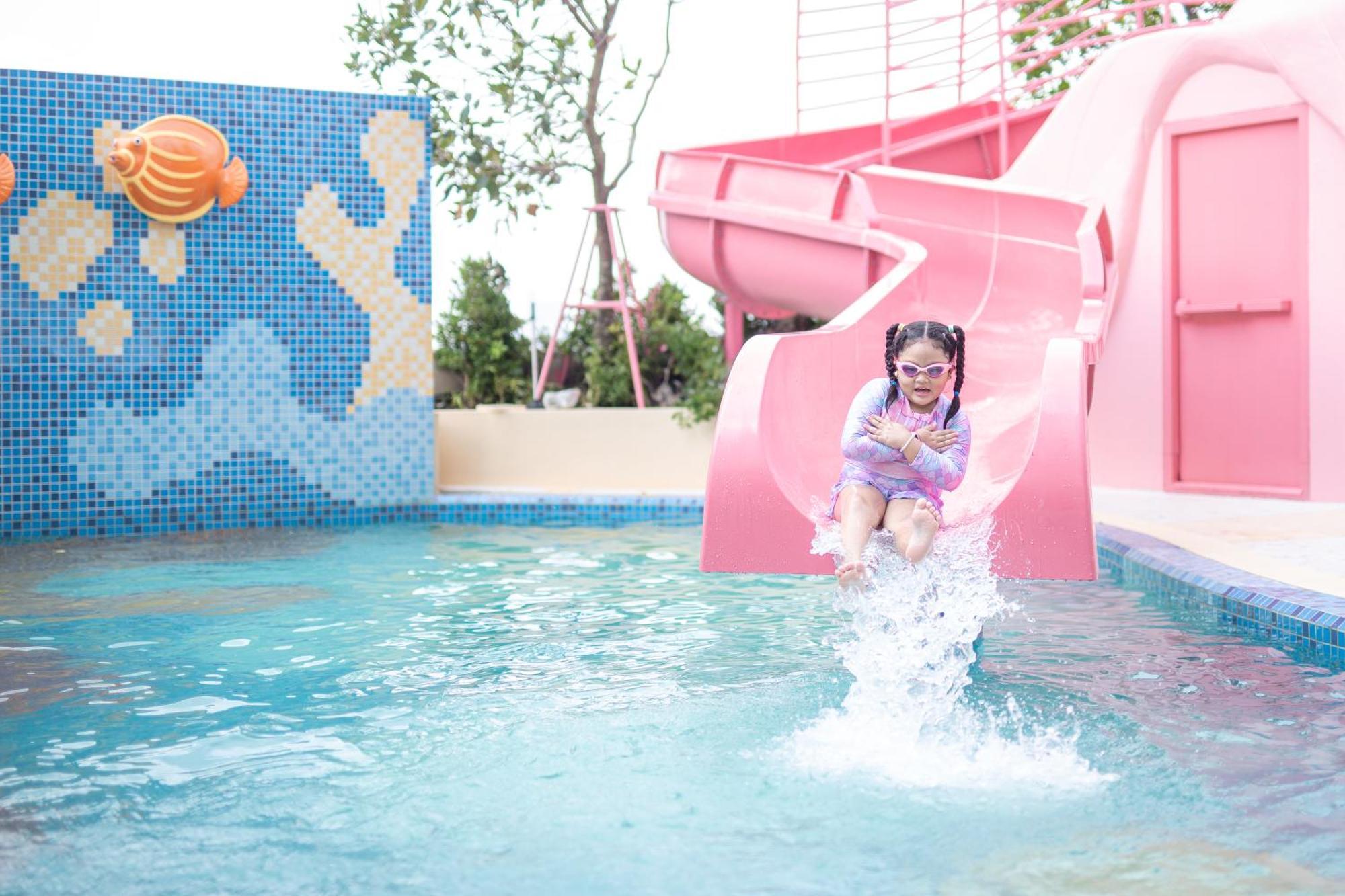 Holiday Inn Pattaya By Ihg Екстериор снимка